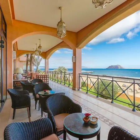 Dream Cuatro Villa *